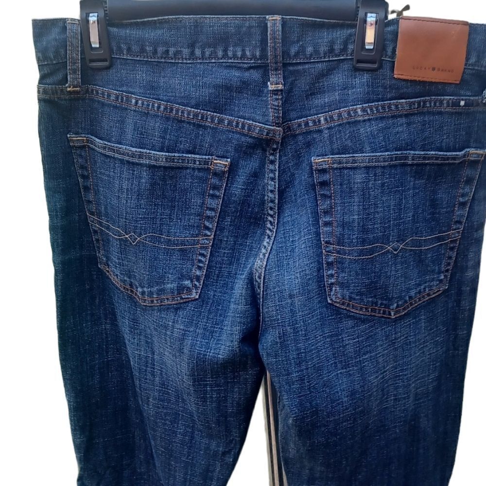 639038....Lucky Brand Straight leg Jeans Size W36 L30, 11"Rise - Picture 5 of 7